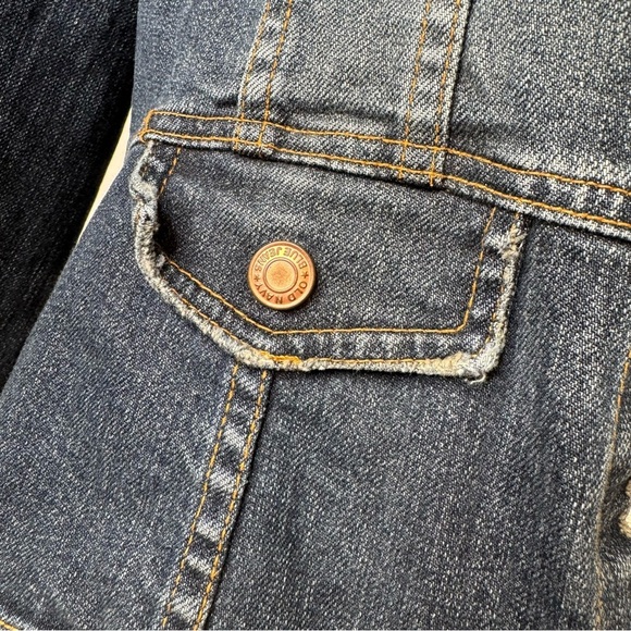 Old Navy Blue Jean Jacket Fitted Tailored Style with Distressing Sz Large - Picture 3 of 11